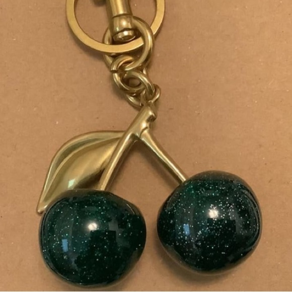 Cherry bag charm in hunter green with sparkles and gold hardware - Picture 4 of 5